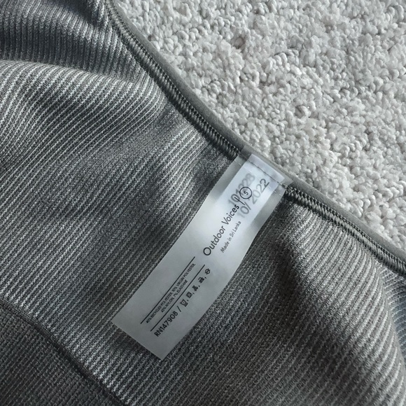 Outdoor Voices Gray Workout Set - Picture 4 of 4